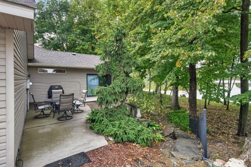 11140 Lake Pointe Drive, Chisago City, MN 55013