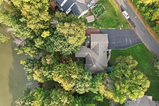 11140 Lake Pointe Drive, Chisago City, MN 55013