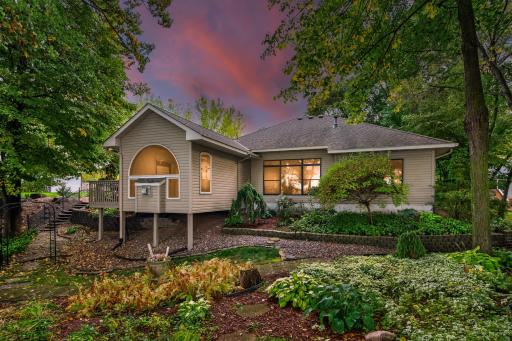 11140 Lake Pointe Drive, Chisago City, MN 55013