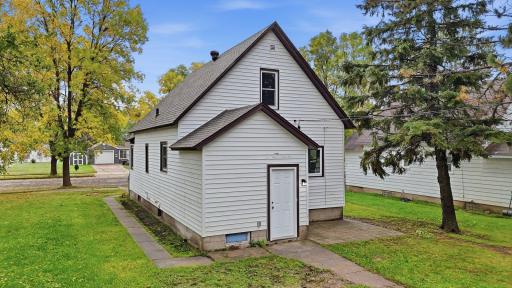 3813 3rd Avenue W, Hibbing, MN 55746