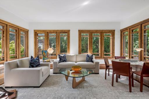 2409 E Lake Of The Isles Parkway, Minneapolis, MN 55405