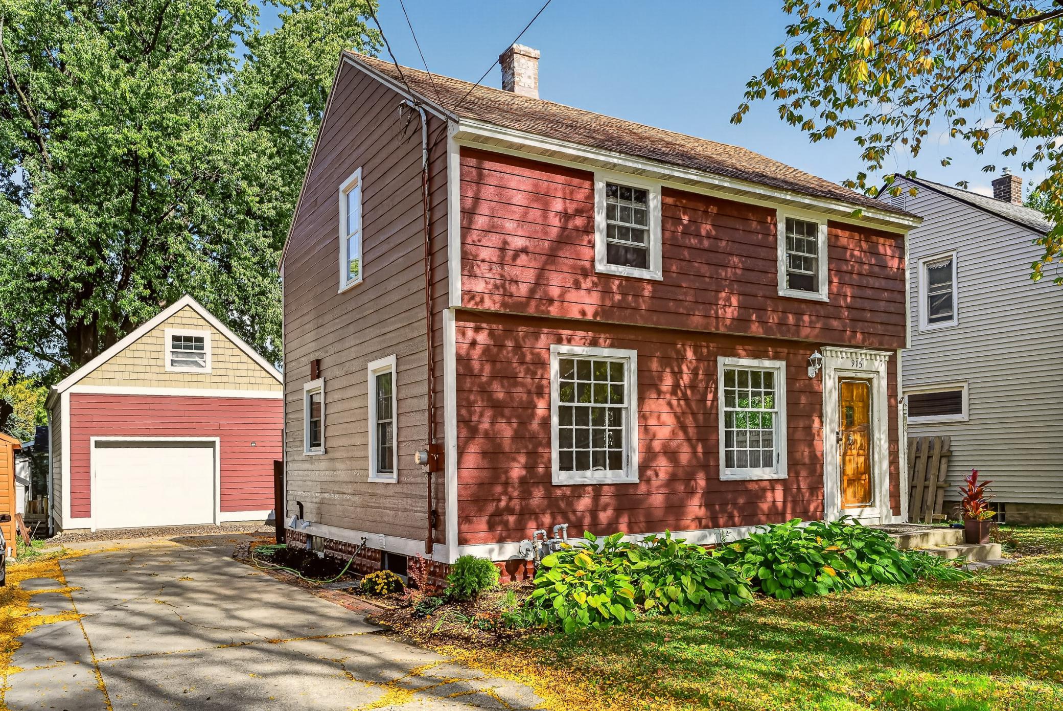 Property photo for 915 9 1/2 Street SE, Rochester, MN 55904
