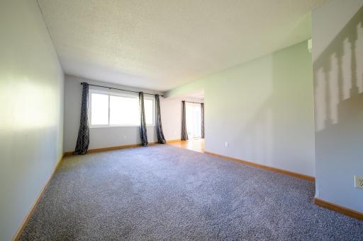 13642 86th Avenue N, Maple Grove, MN 55369