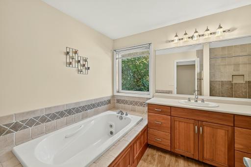 215 Highland Court SW, Rochester, MN 55902