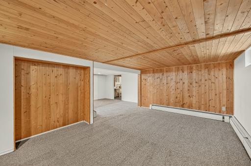 215 Highland Court SW, Rochester, MN 55902