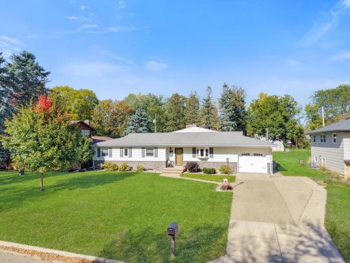 207 E Hollett Street, Tracy, MN 56175