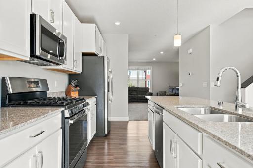 4959 93rd Lane N, Brooklyn Park, MN 55443