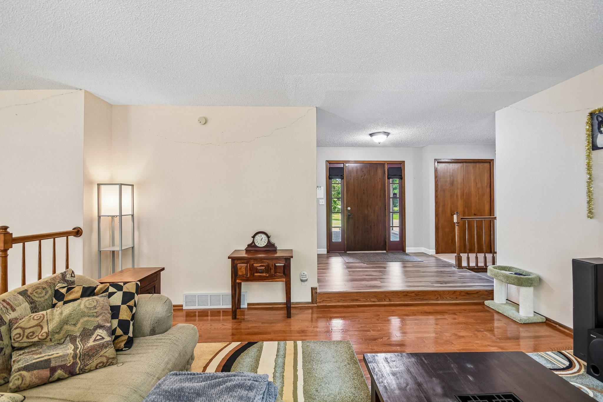 42-web-or-mls-191st Ln NW-S2008-012.jpg