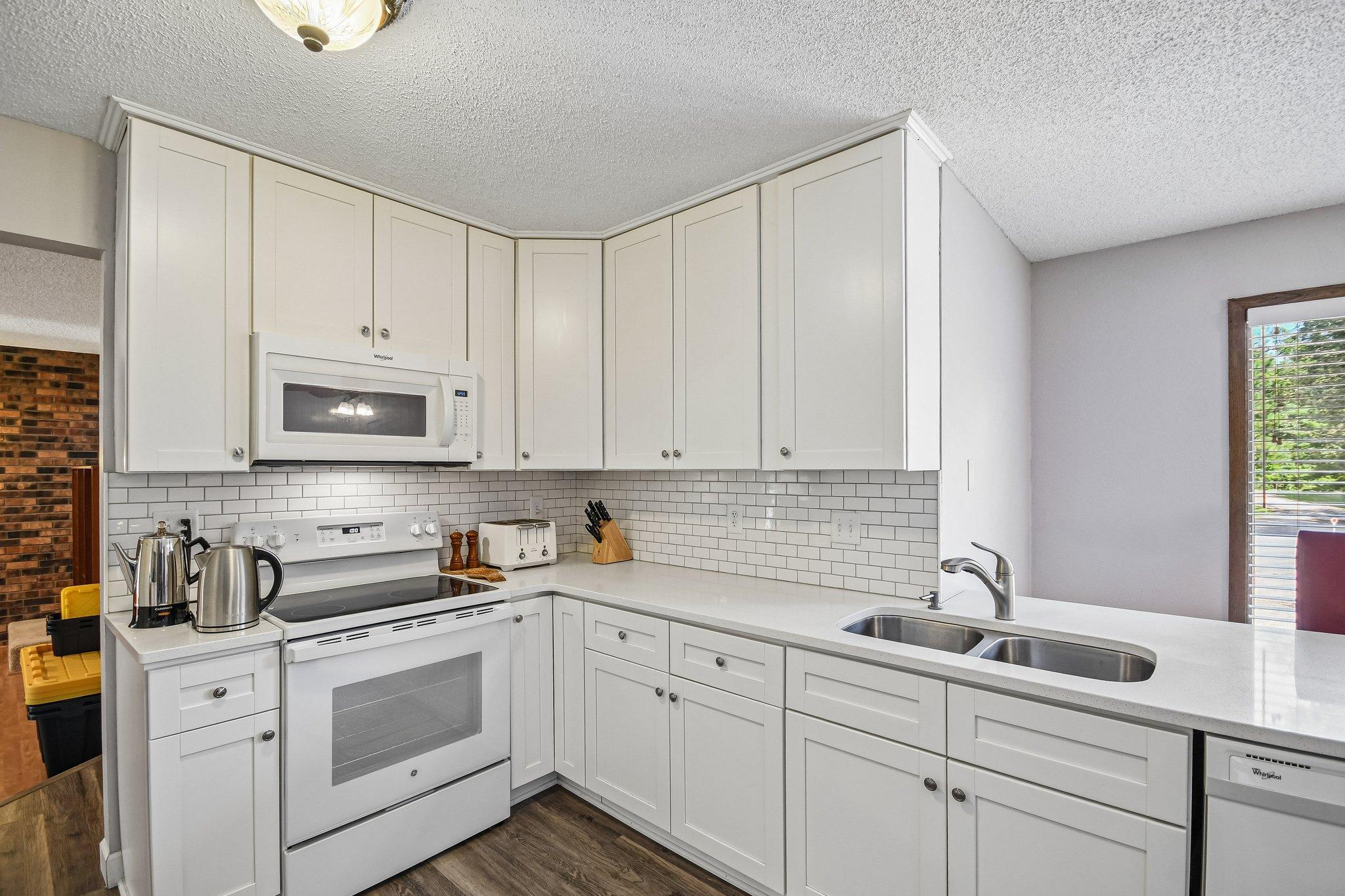 50-web-or-mls-191st Ln NW-S2008-020.jpg