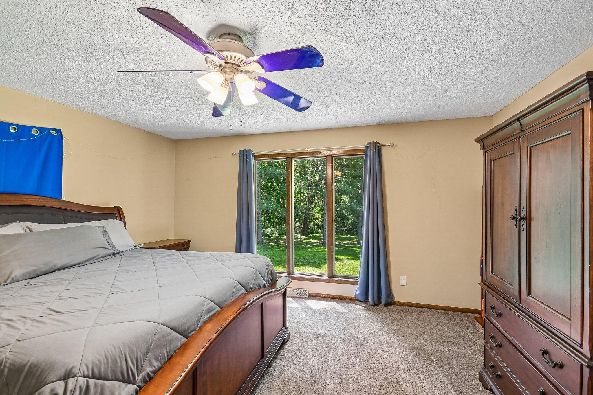 22-web-or-mls-191st Ln NW-S2008-036r.jpg