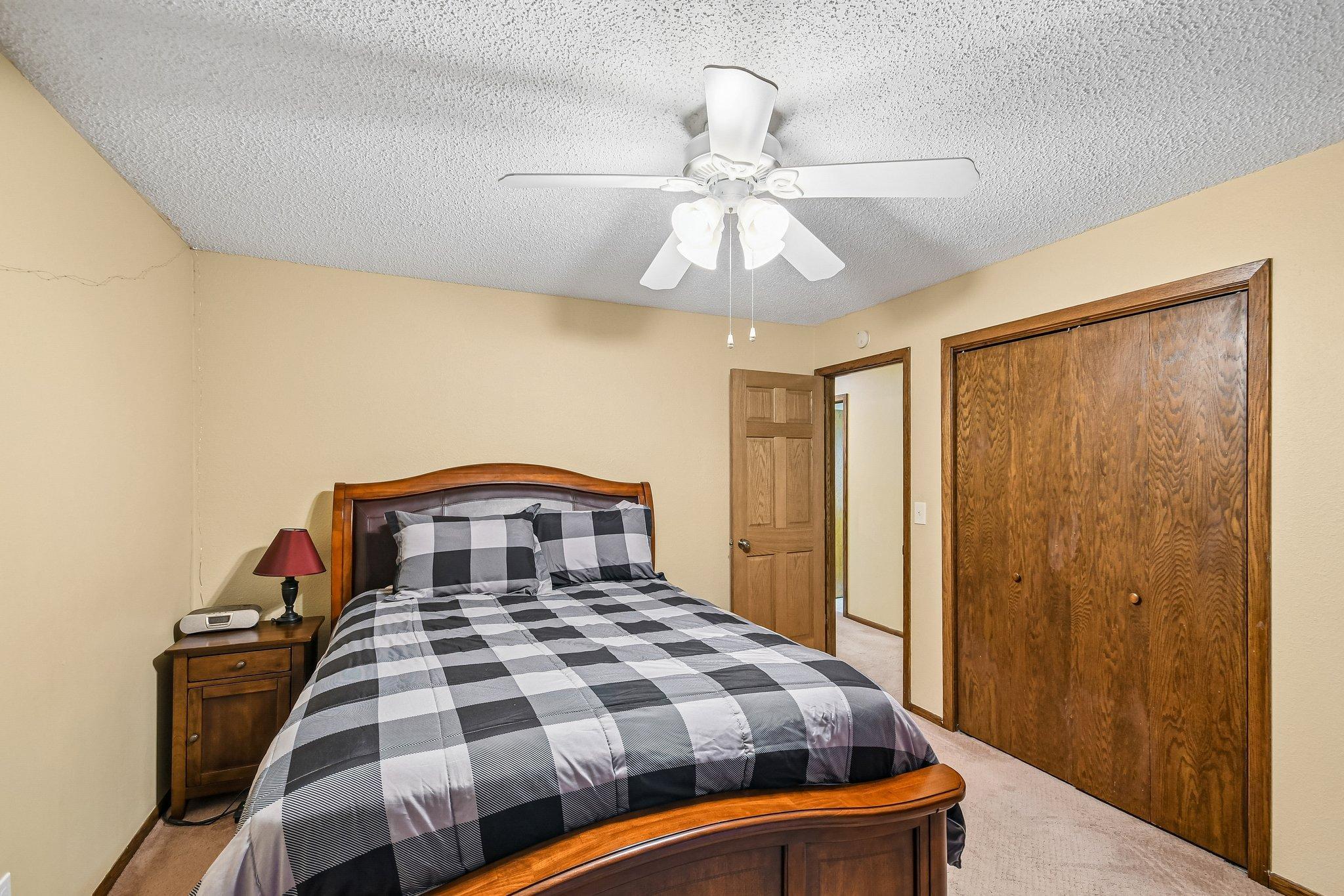 12-web-or-mls-191st Ln NW-S2008-026r.jpg
