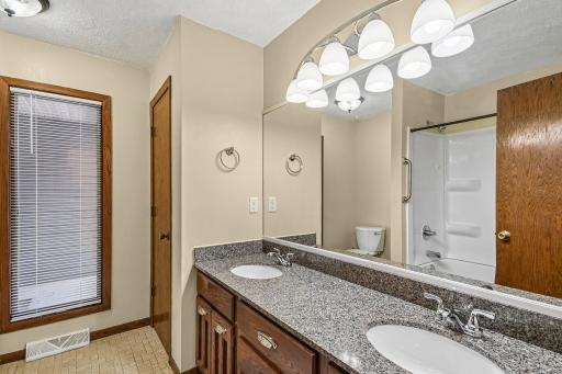 3370 191st Lane NW, Oak Grove, MN 55303