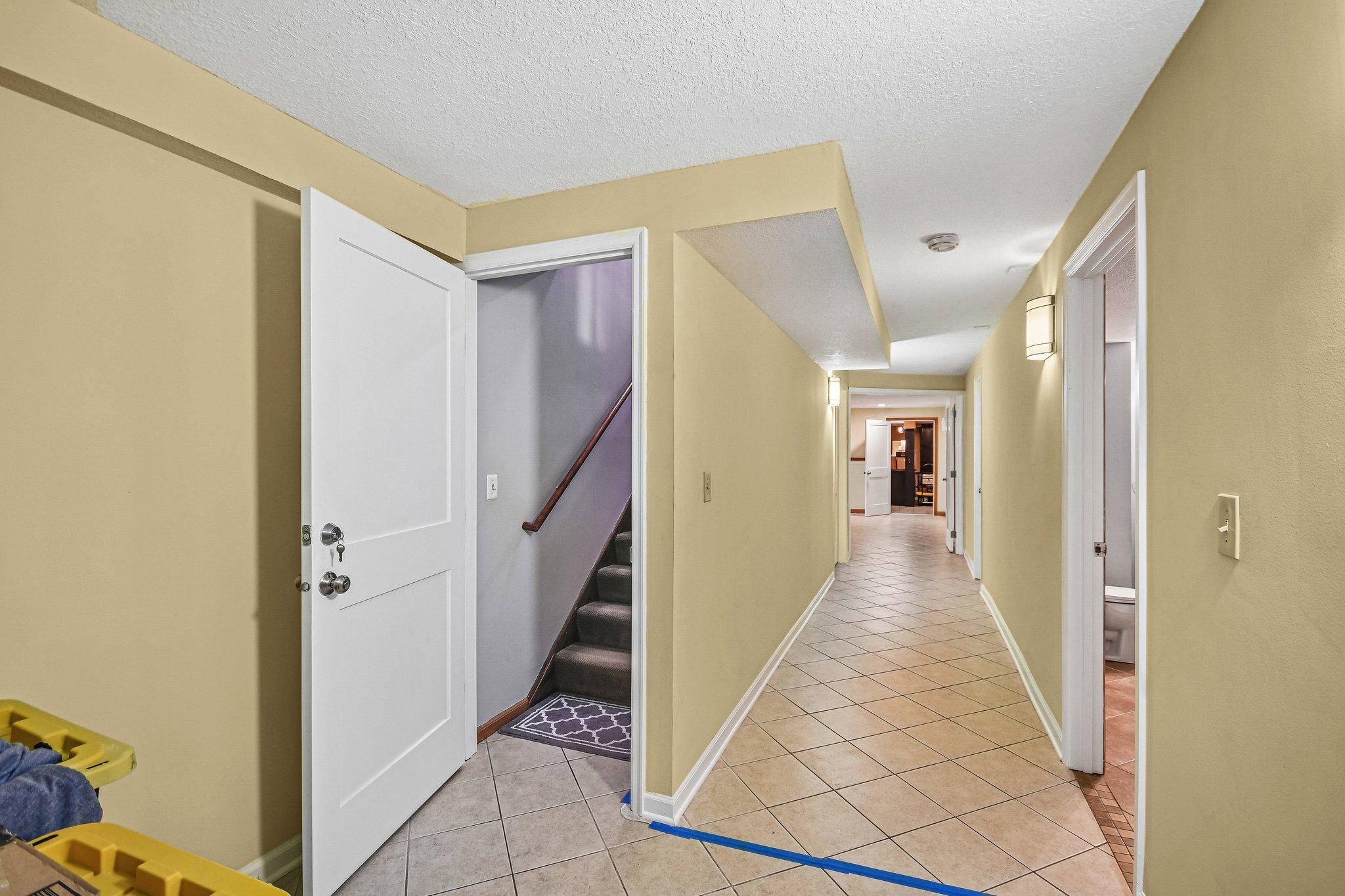 9-web-or-mls-191st Ln NW-S2008-060rr.jpg