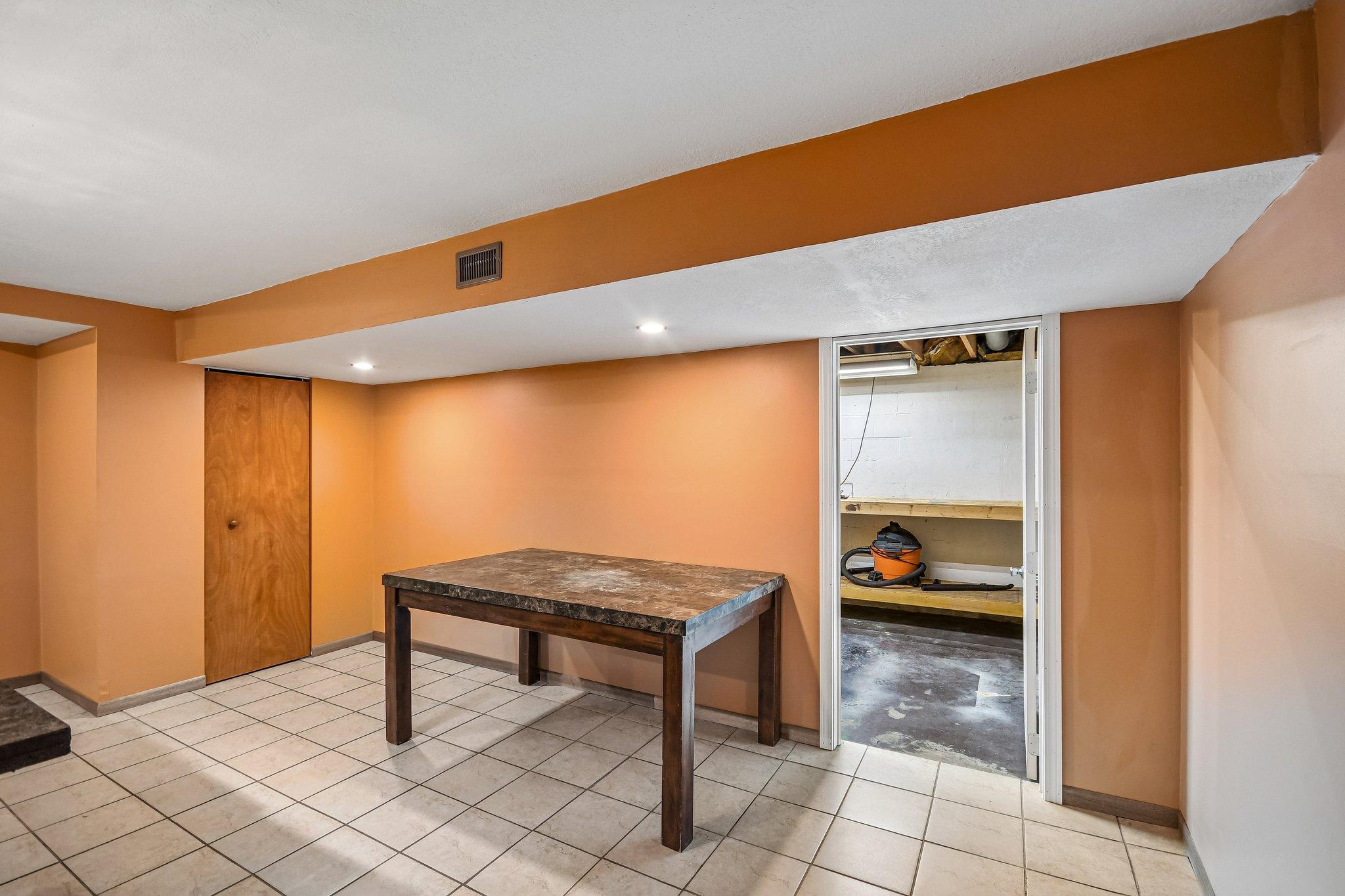 80-web-or-mls-191st Ln NW-S2008-050.jpg
