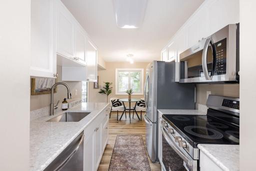 4407 Wilshire Boulevard, 310, Mound, MN 55364