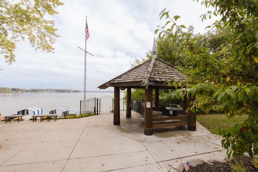 4407 Wilshire Boulevard, 310, Mound, MN 55364