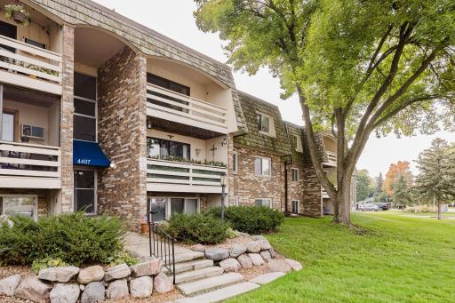 4407 Wilshire Boulevard, 310, Mound, MN 55364