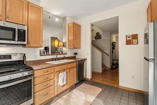 820 Emerald Street, 117, Saint Paul, MN 55114
