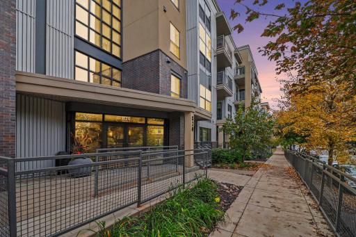 820 Emerald Street, 117, Saint Paul, MN 55114