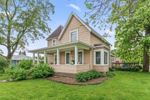 321 1st Avenue SE, Pine Island, MN 55963