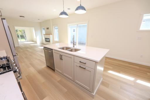 116 N Quincy Street, Alexandria, MN 56308