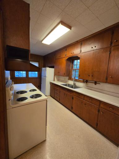 1109 3rd Street NW, Austin, MN 55912