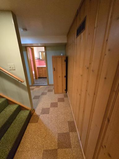 1109 3rd Street NW, Austin, MN 55912