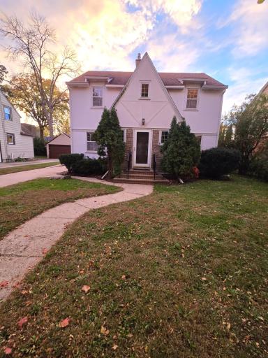 1109 3rd Street NW, Austin, MN 55912