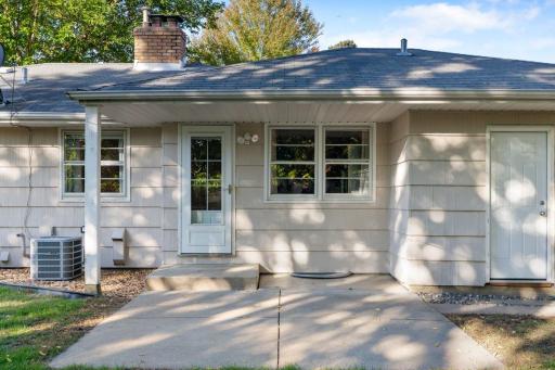 6737 Columbus Avenue, Richfield, MN 55423