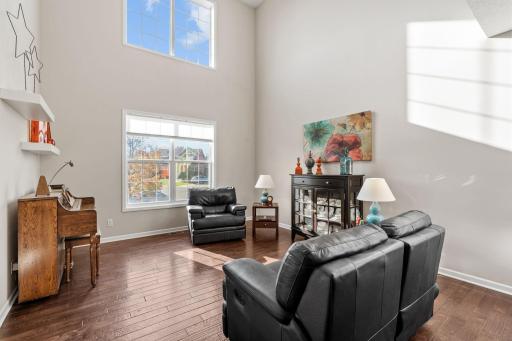 19372 140th Avenue N, Rogers, MN 55374