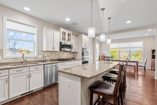 19372 140th Avenue N, Rogers, MN 55374