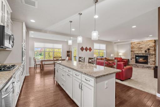 19372 140th Avenue N, Rogers, MN 55374