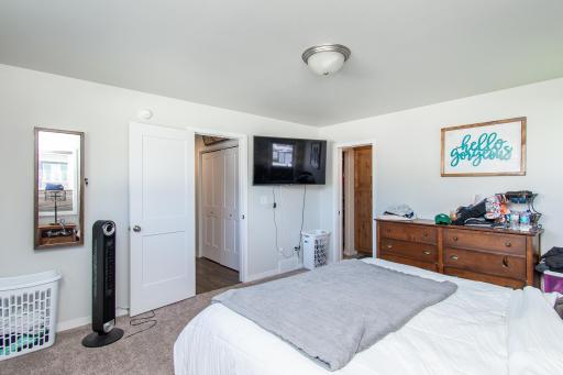 2760 Westwood Street W, West Fargo, ND 58078