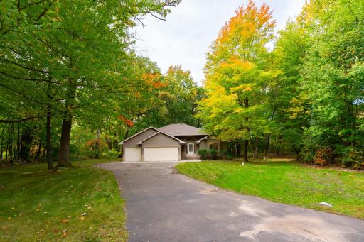 20261001_40818_FinleyRoad_NorthBranch_Exterior_5.jpg