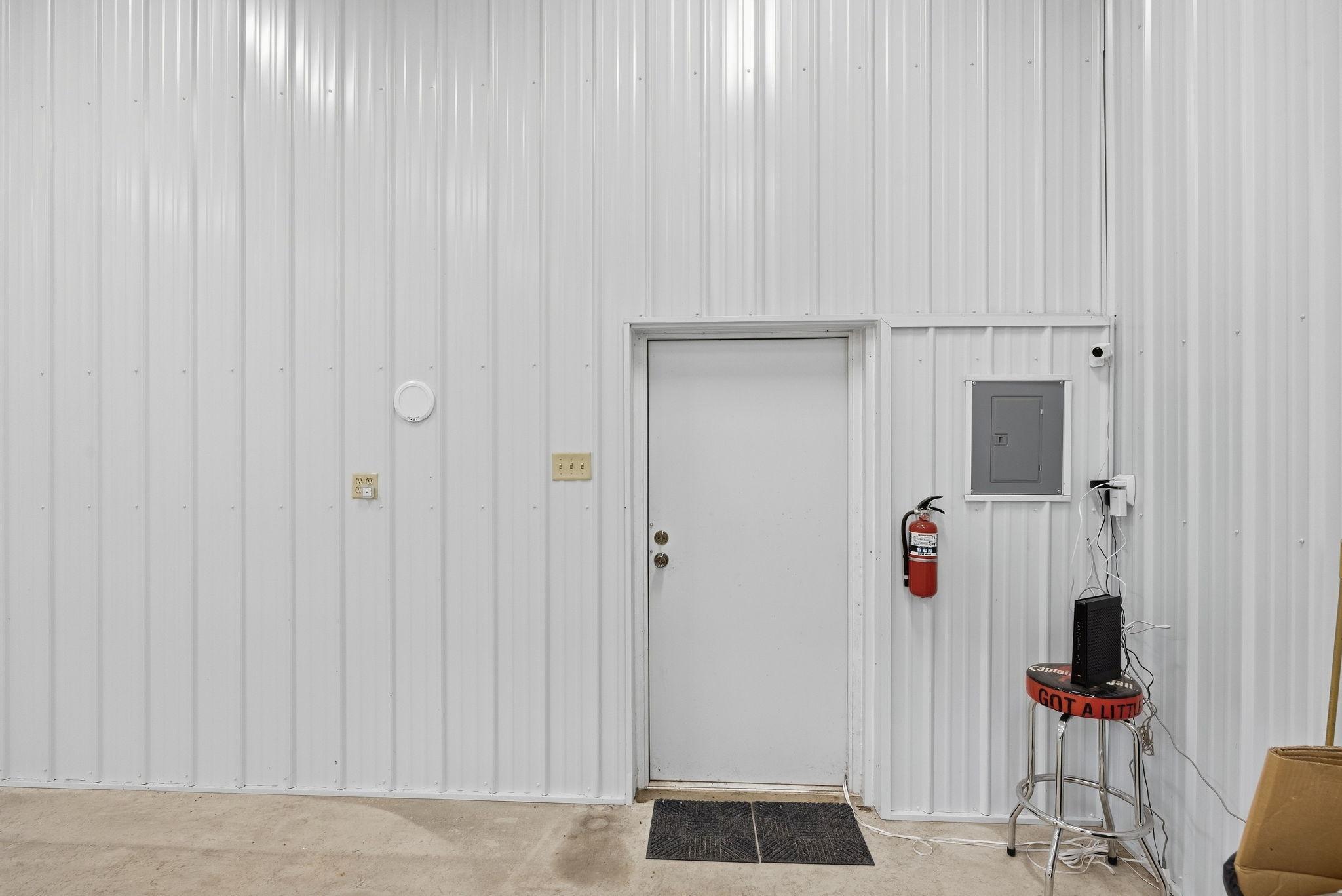 Photo 16