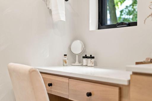 84-web-or-mls-1426_Holdridge_Cir_Wayzata_MN_55391_132.jpg