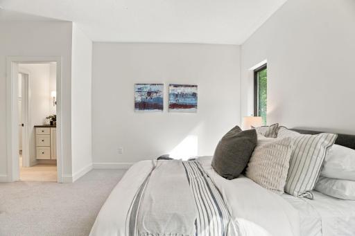 127-web-or-mls-1426_Holdridge_Cir_Wayzata_MN_55391_110.jpg