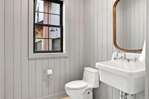 61-web-or-mls-1426_Holdridge_Cir_Wayzata_MN_55391_114.jpg