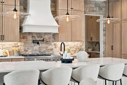 41-web-or-mls-1426_Holdridge_Cir_Wayzata_MN_55391_054.jpg