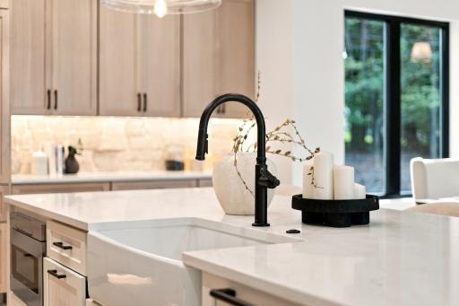 29-web-or-mls-1426_Holdridge_Cir_Wayzata_MN_55391_046.jpg