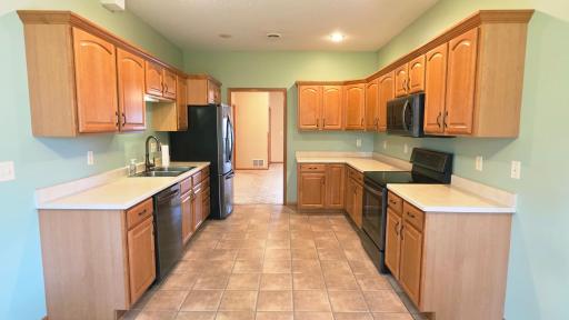 1106 Devito Street, 6, Marshall, MN 56258