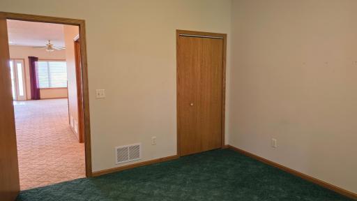 1106 Devito Street, 6, Marshall, MN 56258