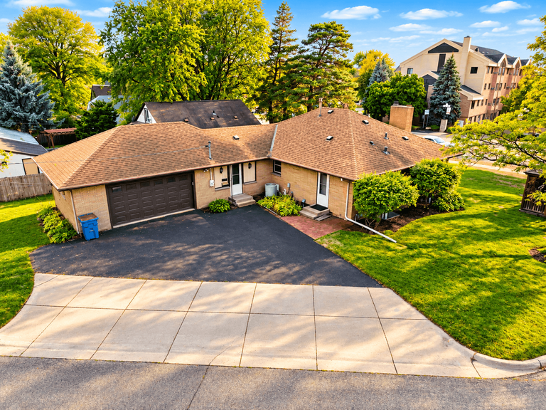 Property photo for 4201 40th Avenue N, Robbinsdale, MN 55422