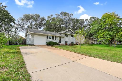 10632 Wren Street NW, Coon Rapids, MN 55433