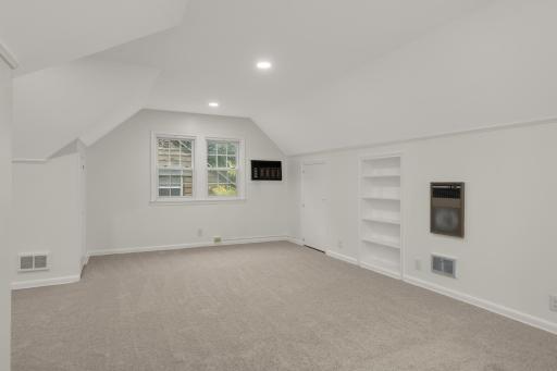 4150 Abbott Avenue N, Robbinsdale, MN 55422