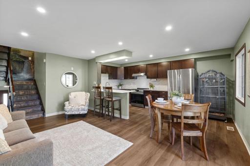 3304 River Bluff Drive, 75, Eagan, MN 55121