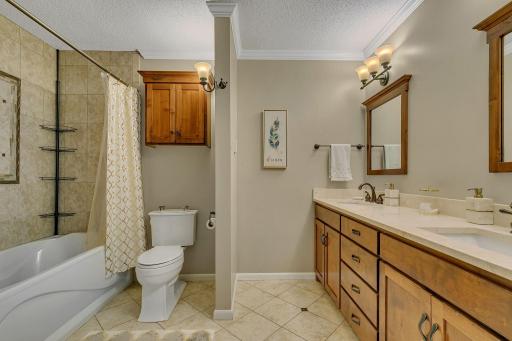 802 Aldon Drive, Saint Cloud, MN 56301