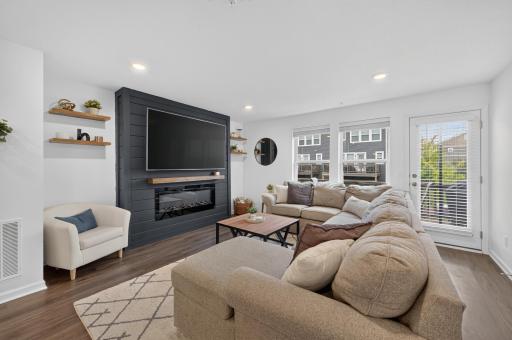 748 Midtown Lane, 02, New Brighton, MN 55112