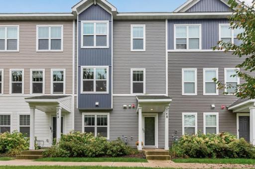 748 Midtown Lane, 02, New Brighton, MN 55112