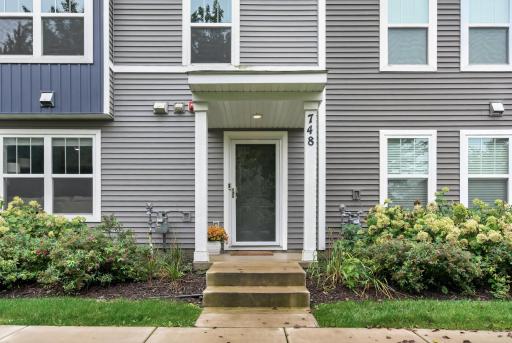 748 Midtown Lane, 02, New Brighton, MN 55112
